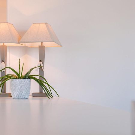 Huswell - Spacious & Modern Sea View Apartment With Garage Oostende Buitenkant foto