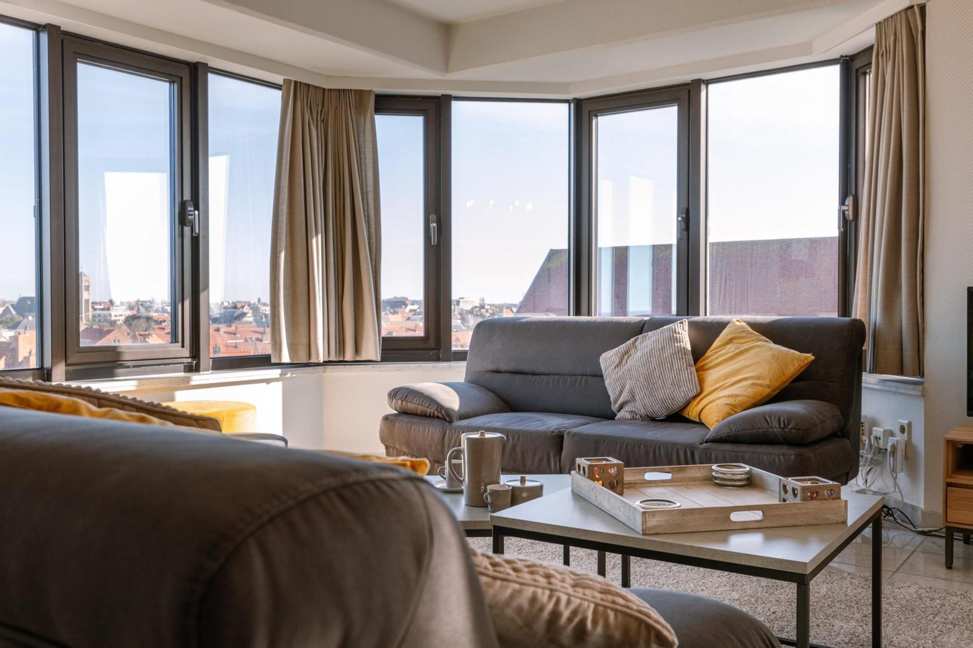 Huswell - Spacious & Modern Sea View Apartment With Garage Oostende Buitenkant foto